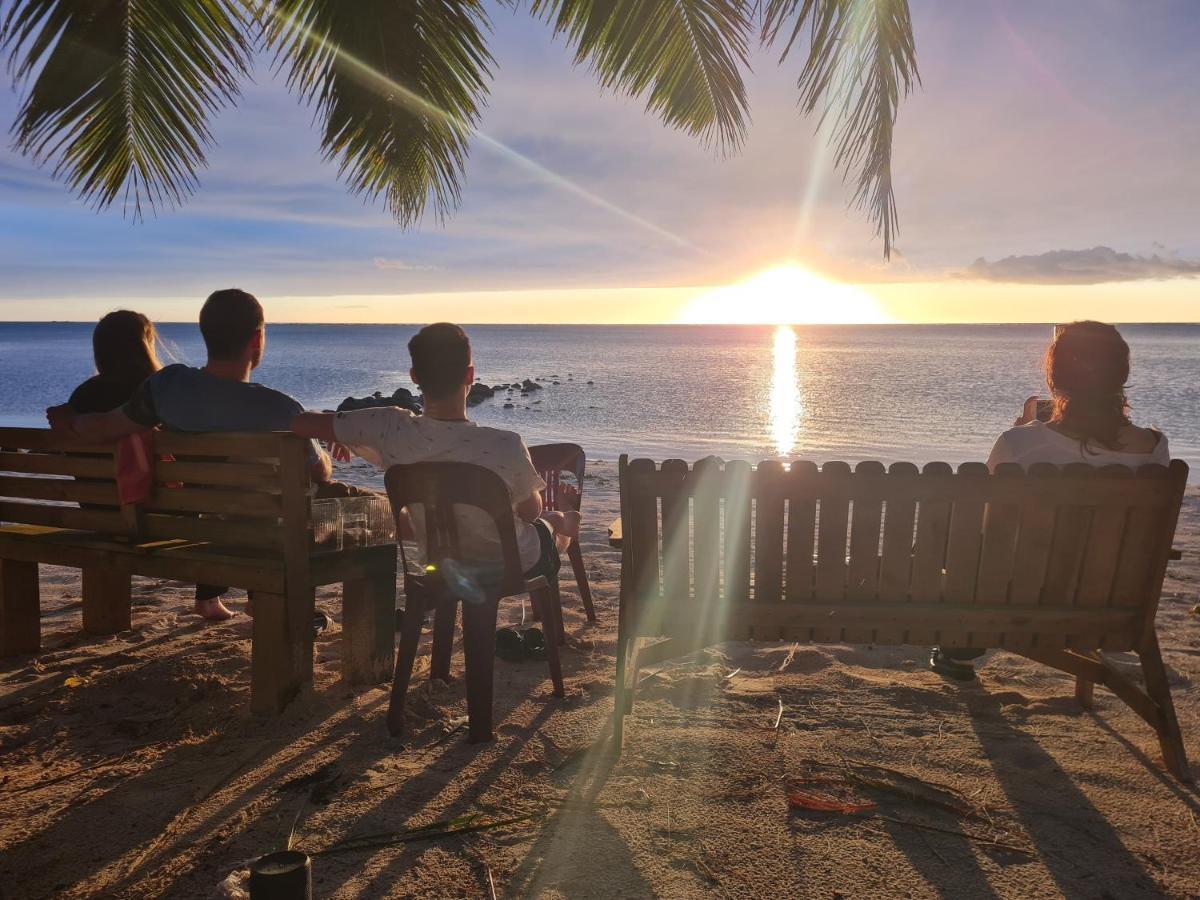 Sunny Beach Bungalows - Aitutaki Amuri Eksteriør billede